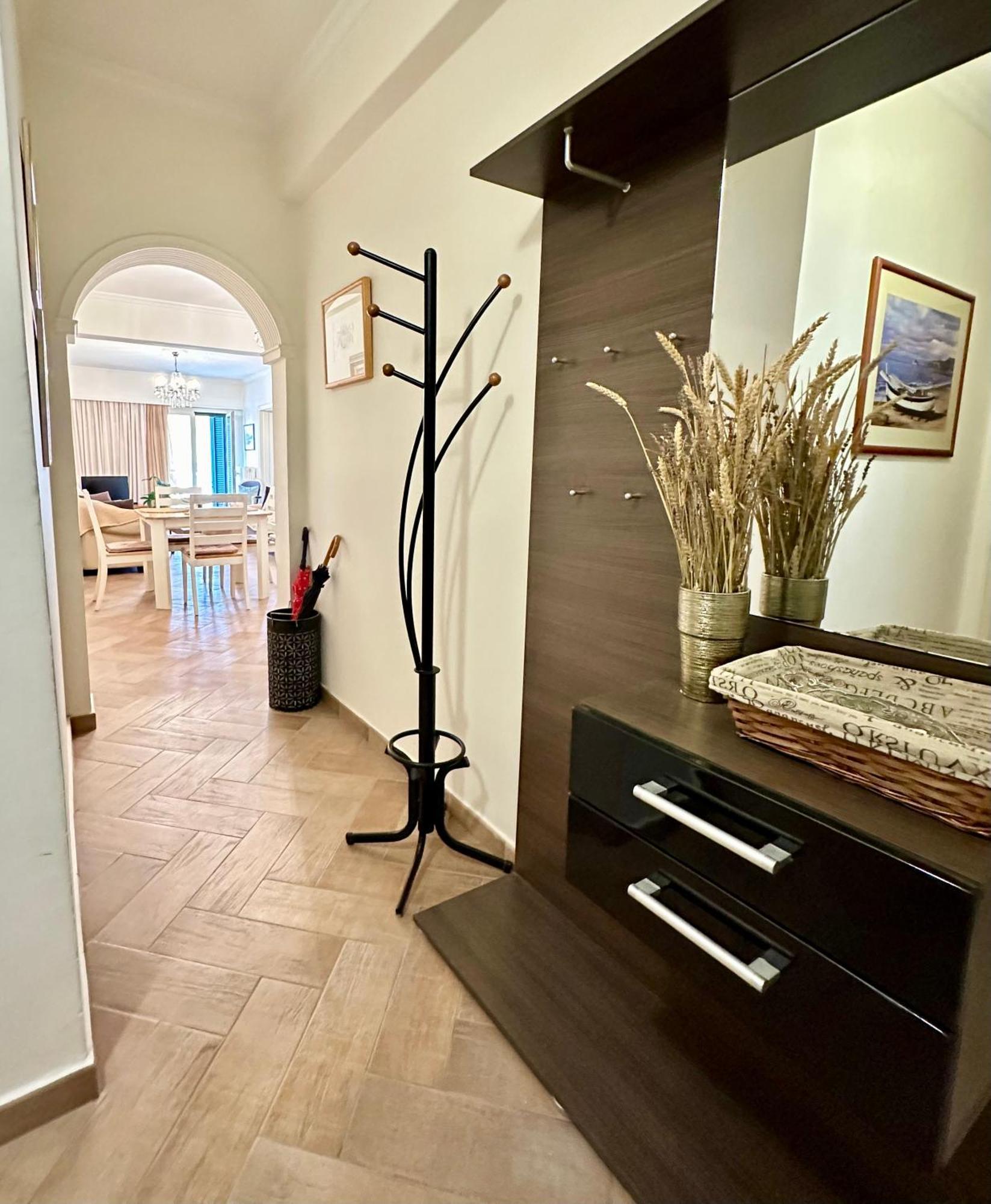 Elli & Klairi Apartment Corfu  ภายนอก รูปภาพ